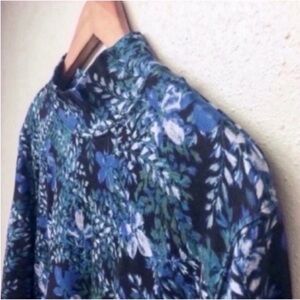 Plus Size Floral Mock Neck Top Blue Green
